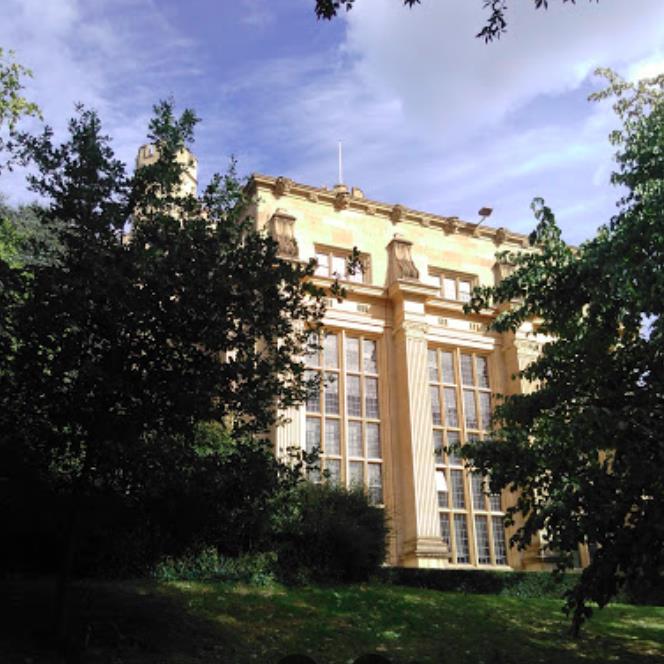 布里斯托尔的大学相当于中国哪所大学